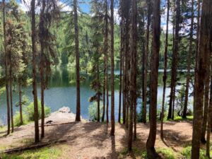Hiking in Kootenai National Forest: Lupine Lake Trail. photo of lake.